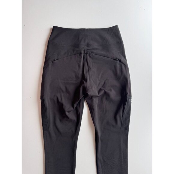 ATHLETA Headland Hybrid Black High Rise Cargo Ankle Leggings, Size 2 - Picture 9 of 15